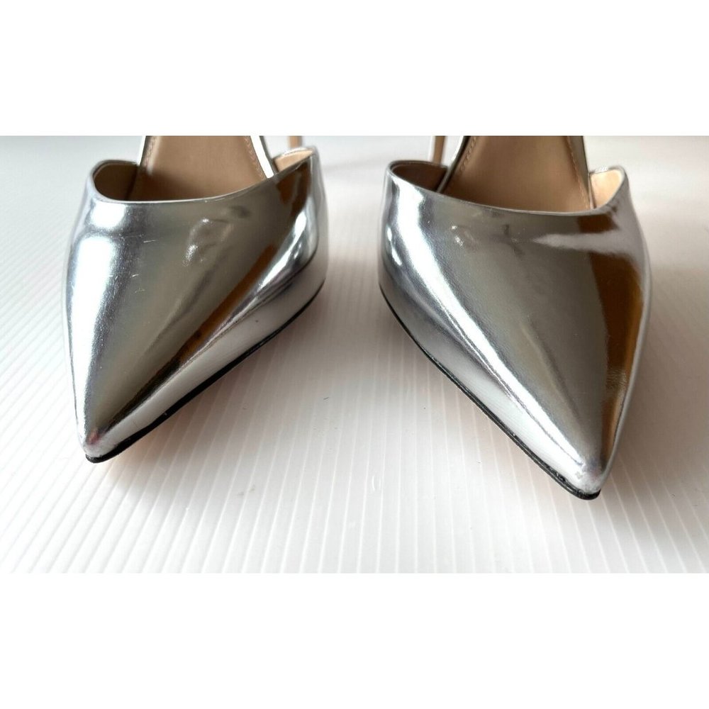 Tamara Mellon Silver "Rendezvous High" Buckle Pumps Heels, Size 40 (IT) 10 (US) - Picture 4 of 11